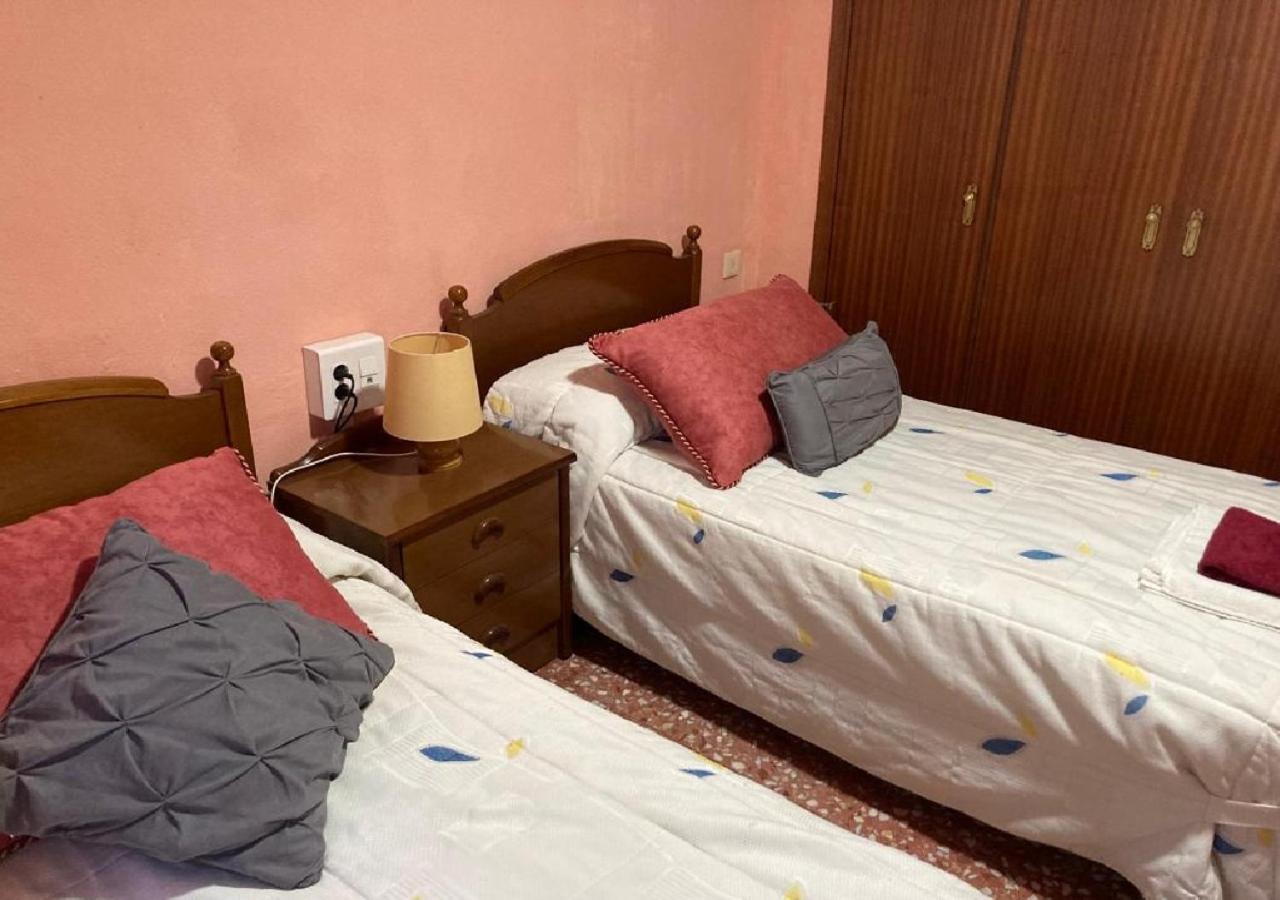 Habitacion En Casa Rural Particular El Palomar Villena Cameră foto